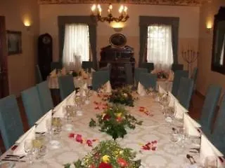 Hotel Nosal براغ